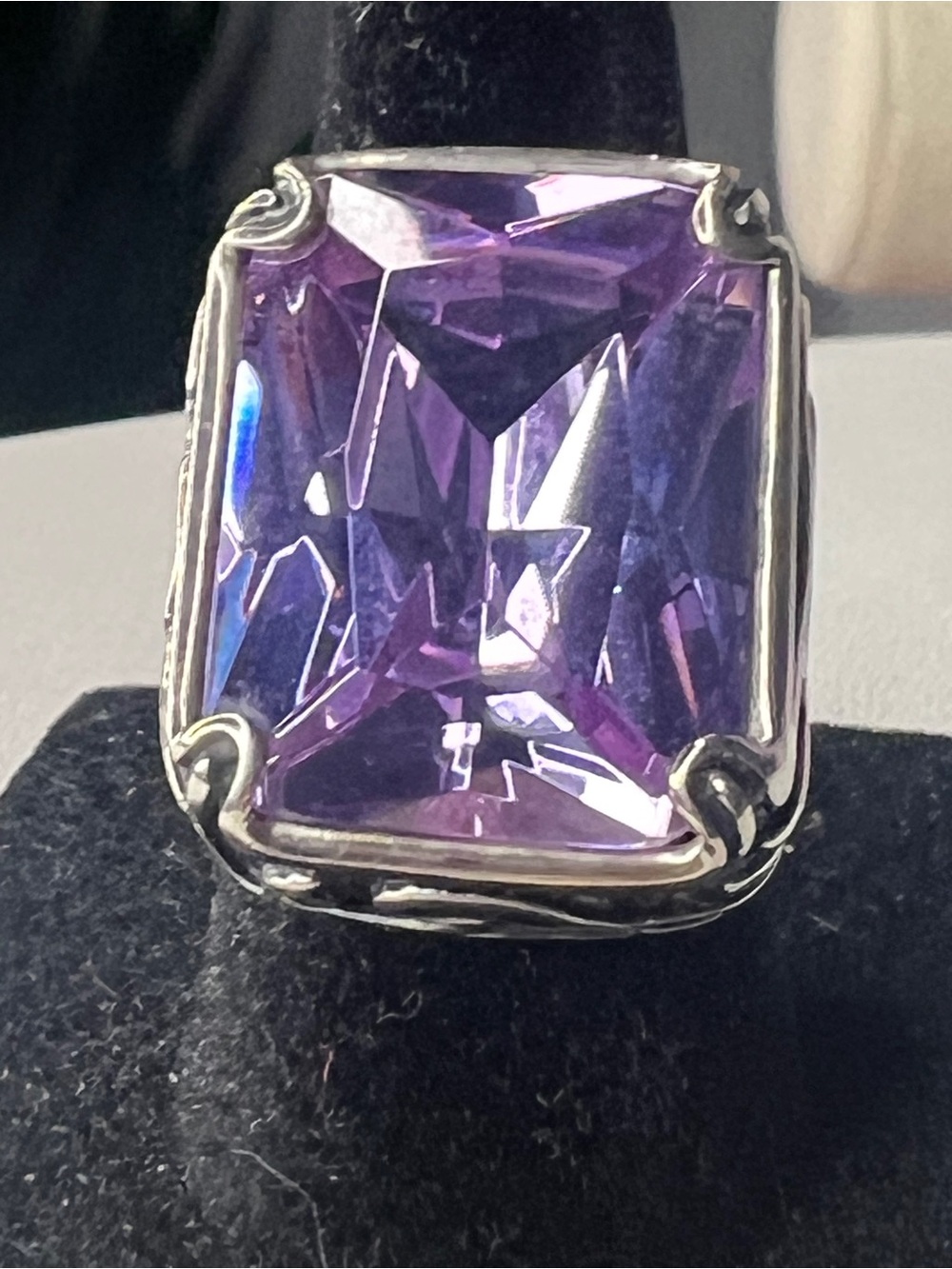 Silver Ring with Purple Gemstone - Picture 5 of 9